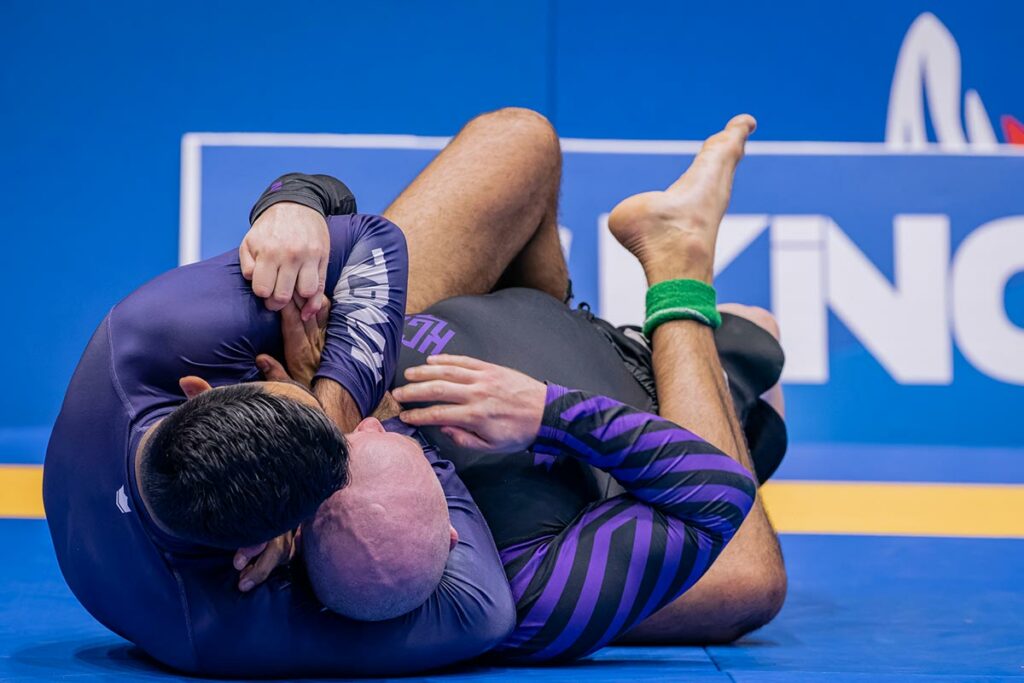 TWo men in a Jiu Jitsu No Gi Competition